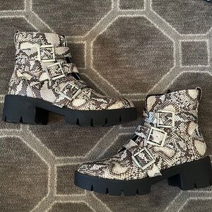 Snakeskin booties!!